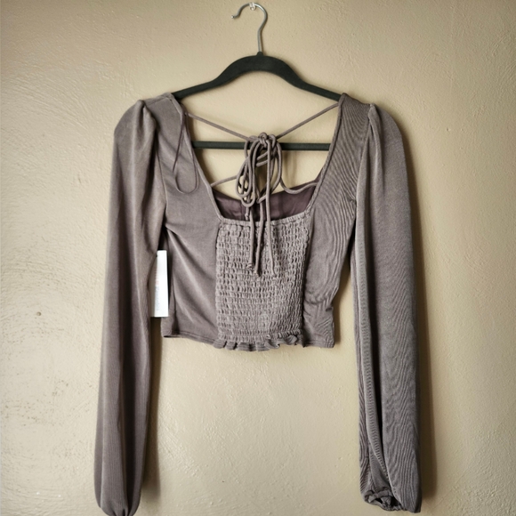 URBAN Romantics Crop - Picture 2 of 8